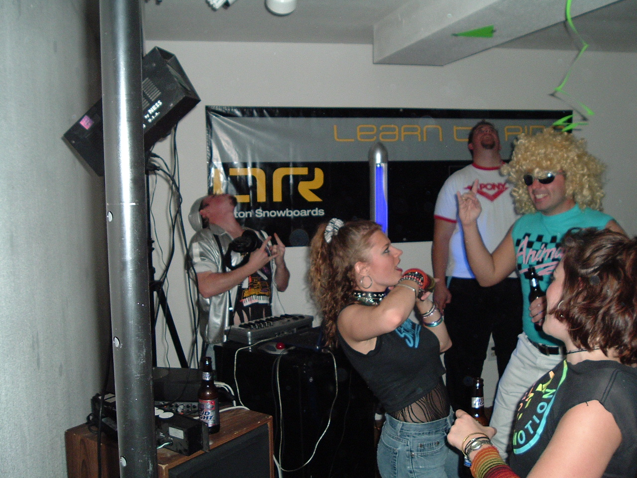 80sparty2.jpg