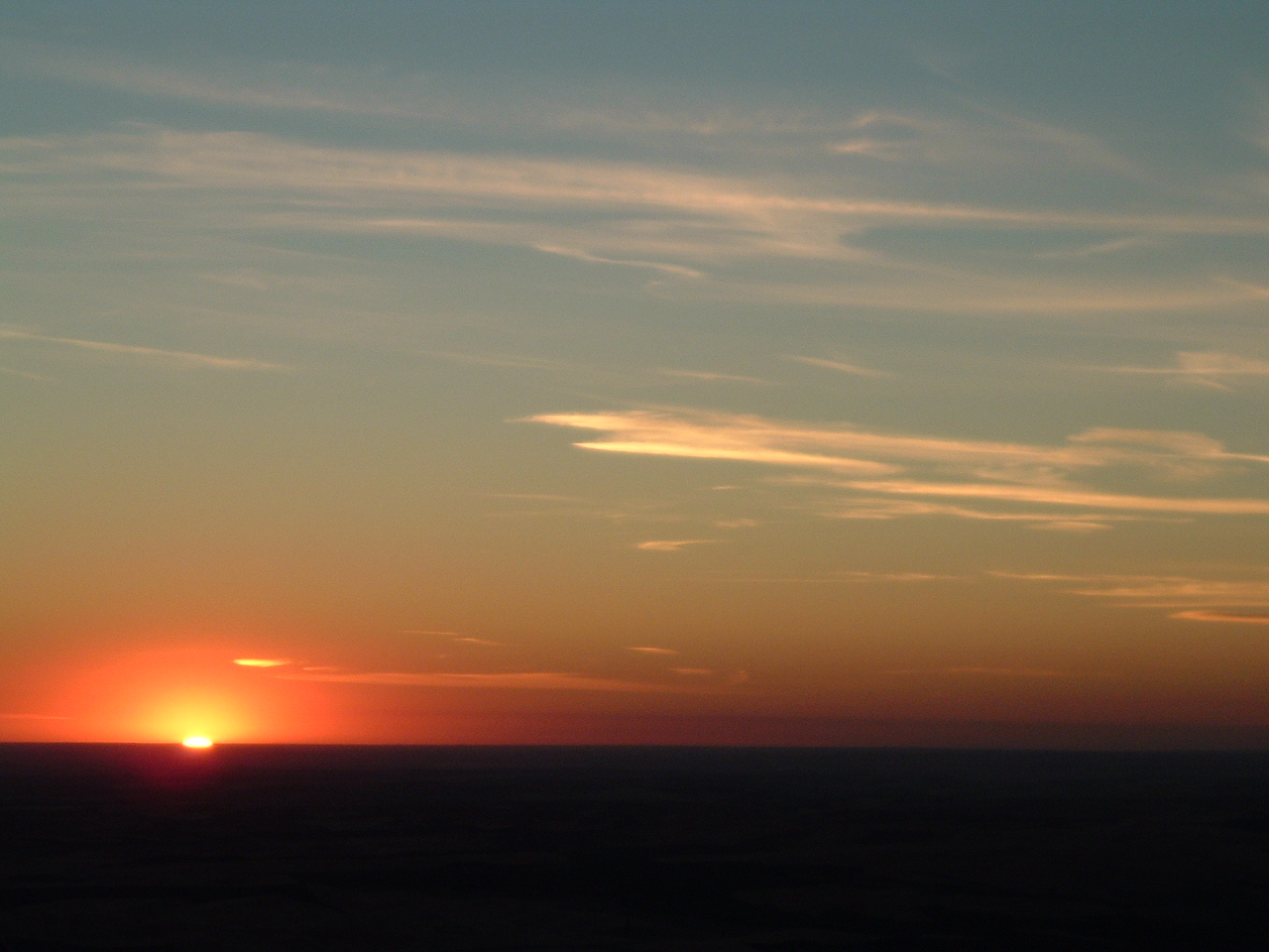 sunsetonpullous.jpg